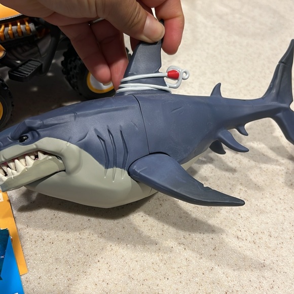 FORTNITE TOYS & TRADING CARDS - Picture 3 of 4